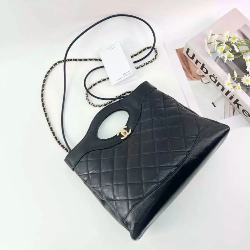 Chanel Women Pre-Loved Bag Very Good Condition